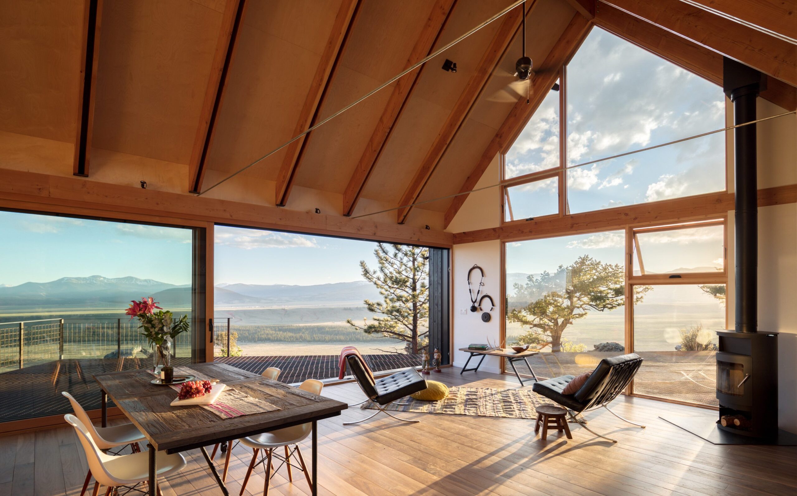 Exterior view of Big Cabin | Little Cabin by Renée del Gaudio Architecture.